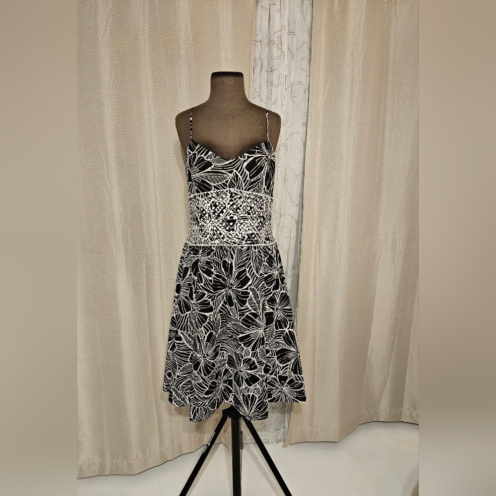 Positive Attitude crotchet Fit &Flare Pinned Waist Floral Babydoll Dresss 14